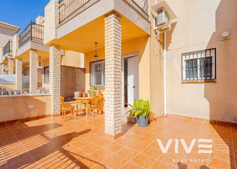 2. Townhouse - Verkauf - Torrevieja - Punta Prima