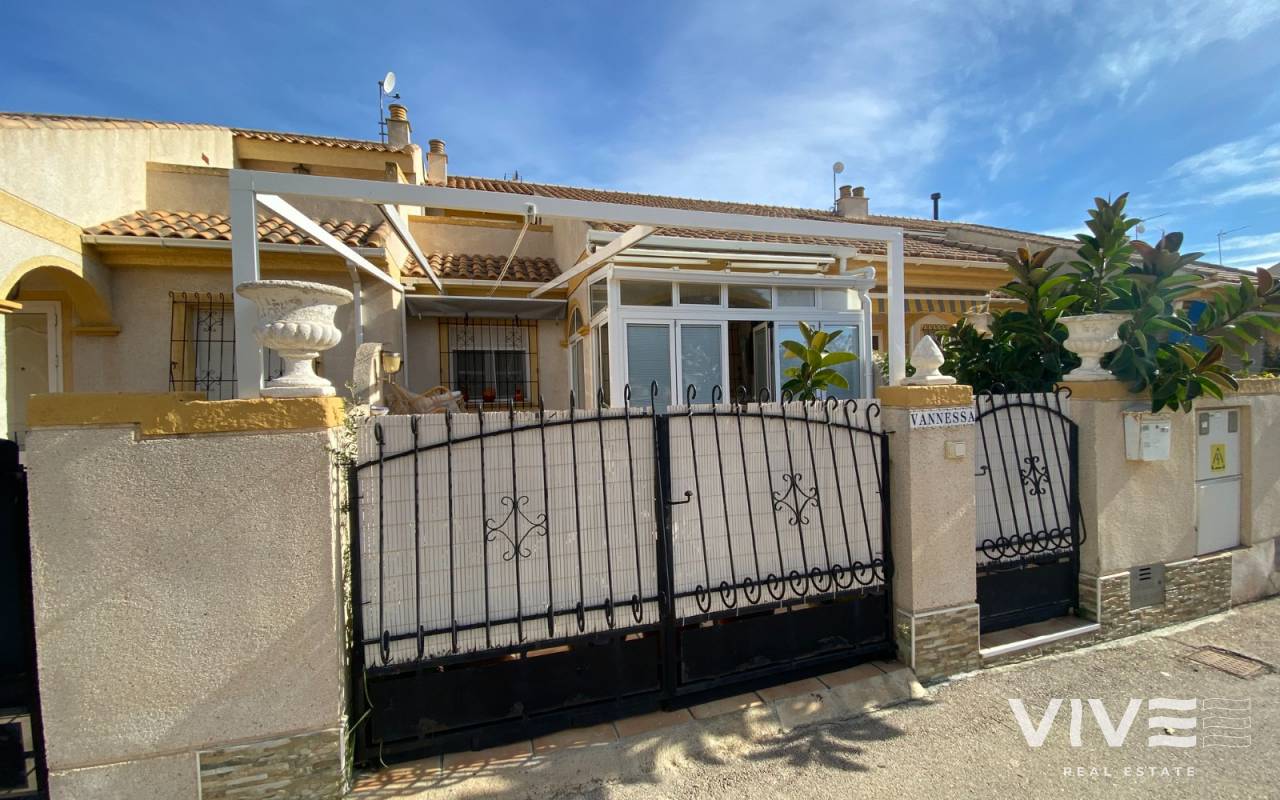 Adosado - Segunda mano - Pilar de la Horadada - RE0218