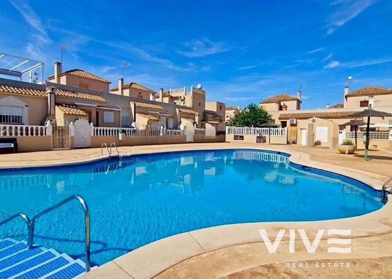 Adosado - Segunda mano - Torrevieja - Los Balcones - Los Altos del Edén