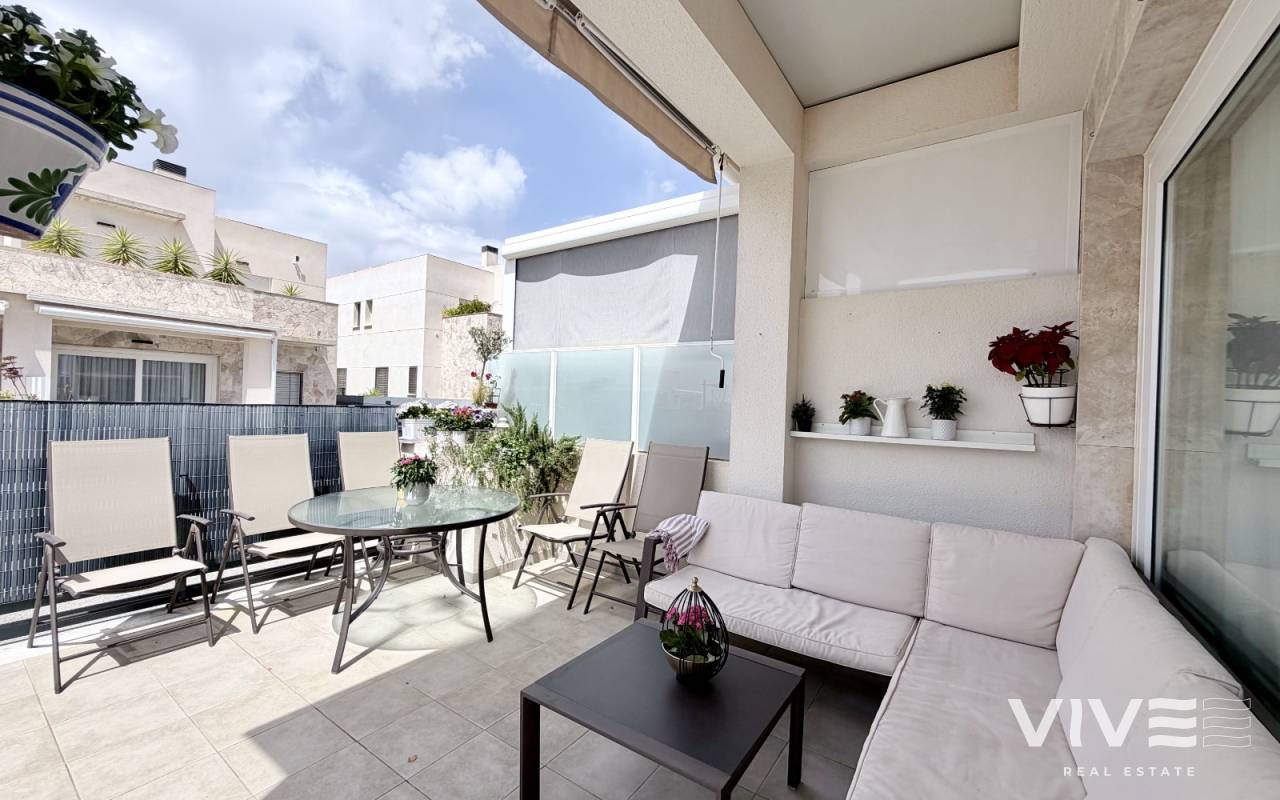 Adosado - Segunda mano - Torrevieja - RE0328