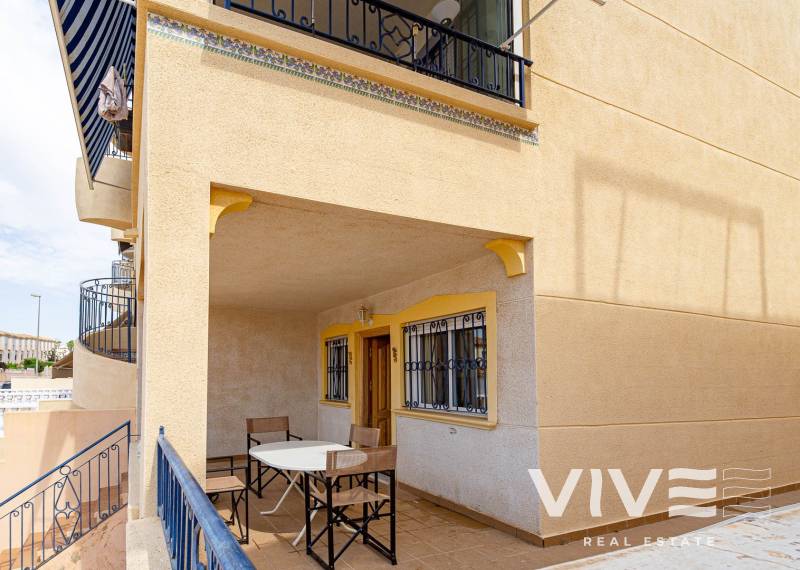 Apartament - Försäljning  - Torrevieja - Punta Prima