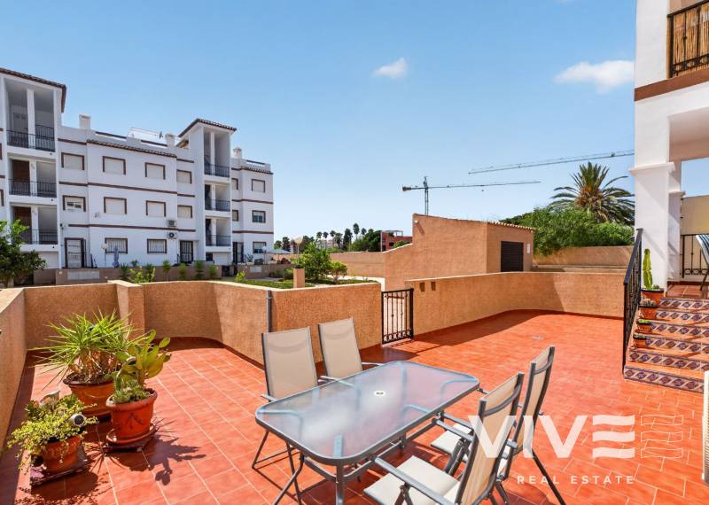 Apartament - Försäljning  - Torrevieja - Punta Prima