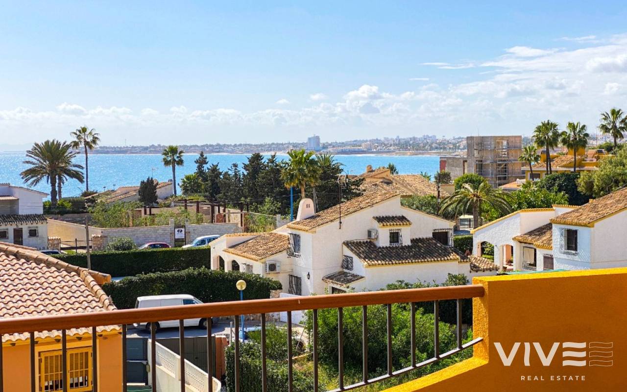 Apartamento - Alquiler a corto plazo - Torrevieja - 17099