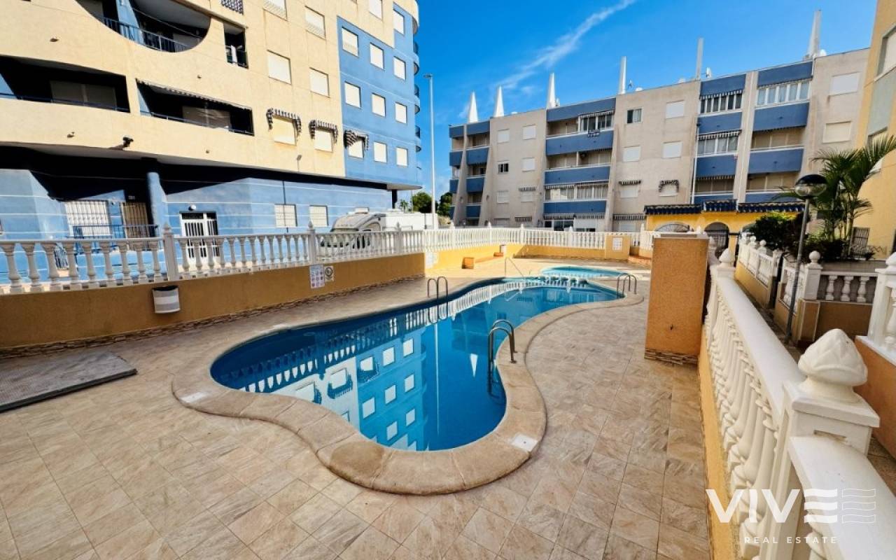 Apartamento - Segunda mano - La Mata - SM-80797