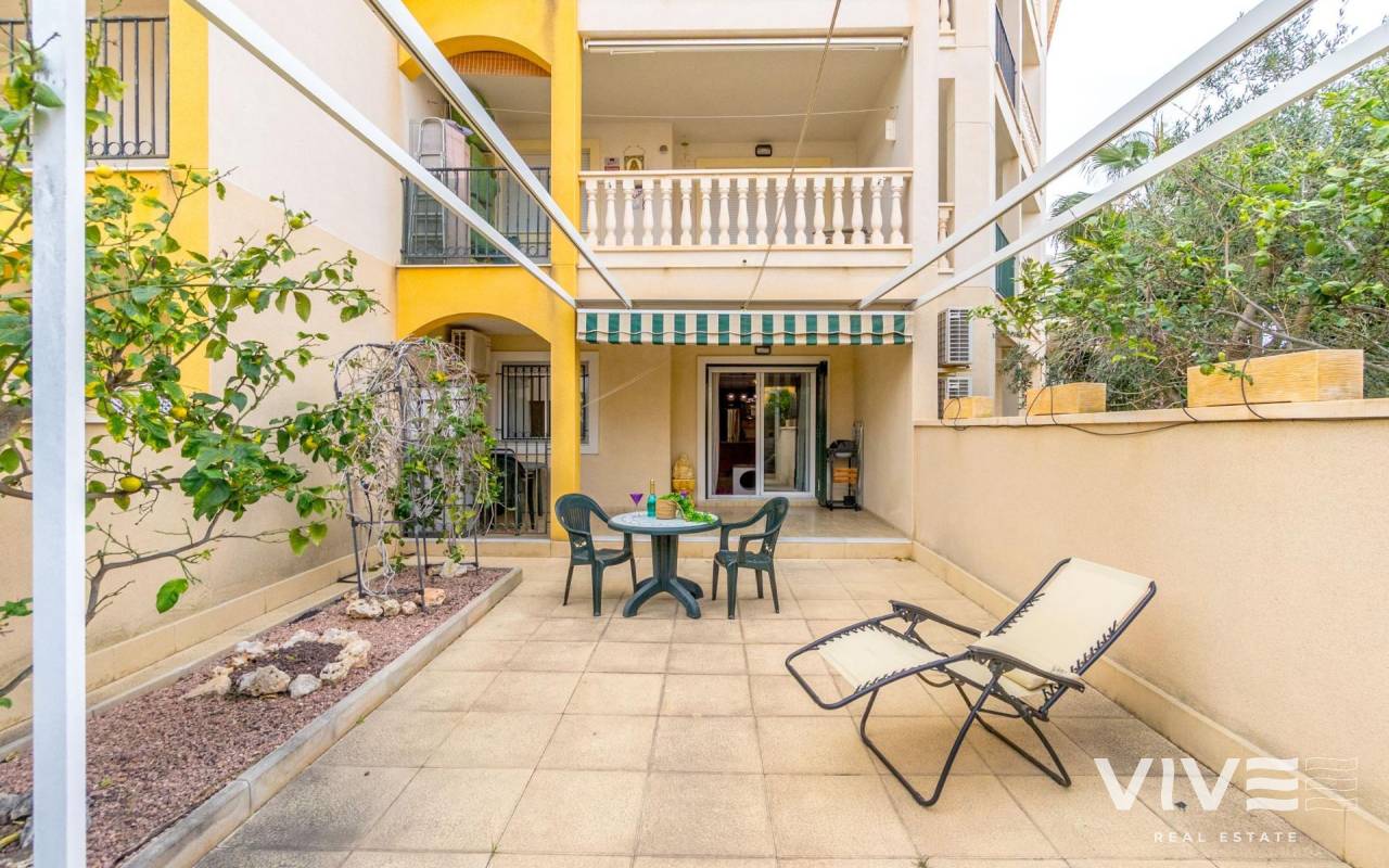 Apartamento - Segunda mano - Orihuela Costa - 52008