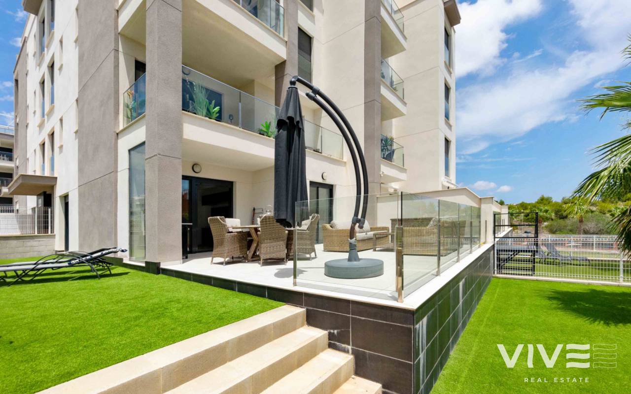 Apartamento - Segunda mano - Orihuela Costa - LRE-92173