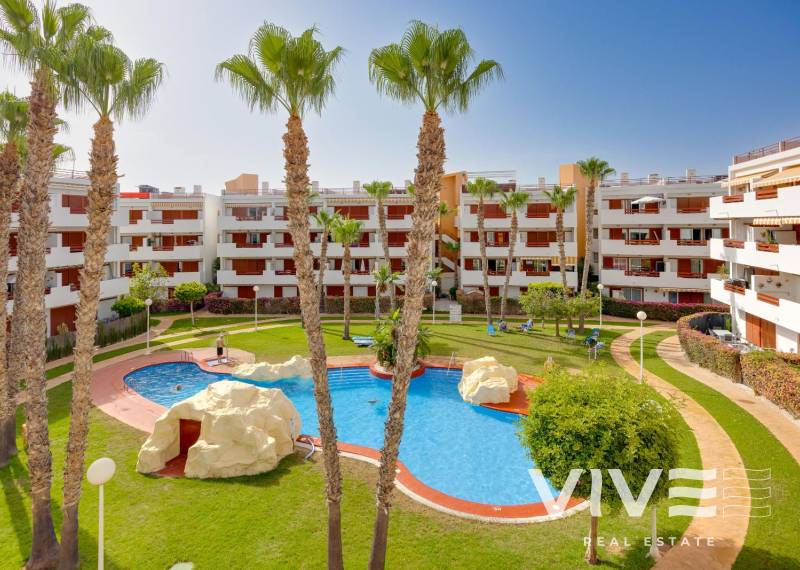 Apartamento - Segunda mano - Orihuela Costa - Orihuela-Costa