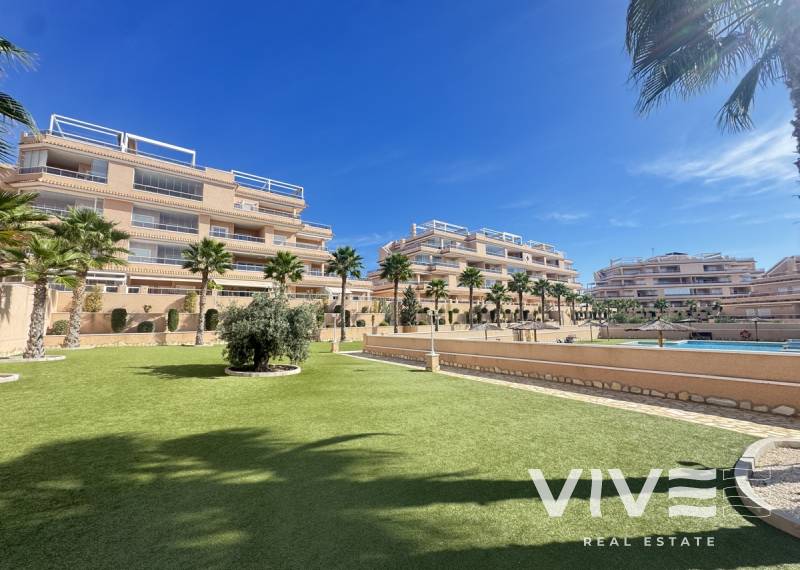 Apartamento - Segunda mano - Orihuela Costa - Villamartin