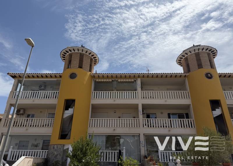 Apartamento - Segunda mano - Orihuela Costa - Villamartin