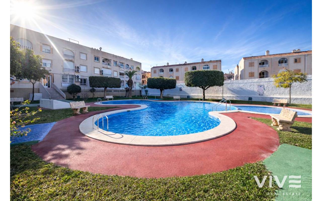 Apartamento - Segunda mano - Torrevieja - 38451