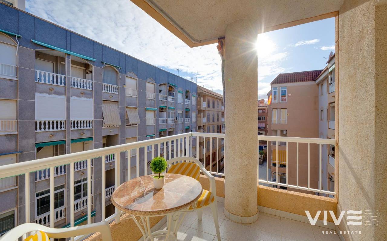 Apartamento - Segunda mano - Torrevieja - 66205
