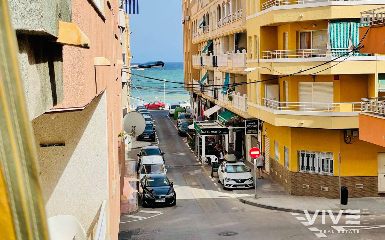 Apartamento - Segunda mano - Torrevieja - 99350