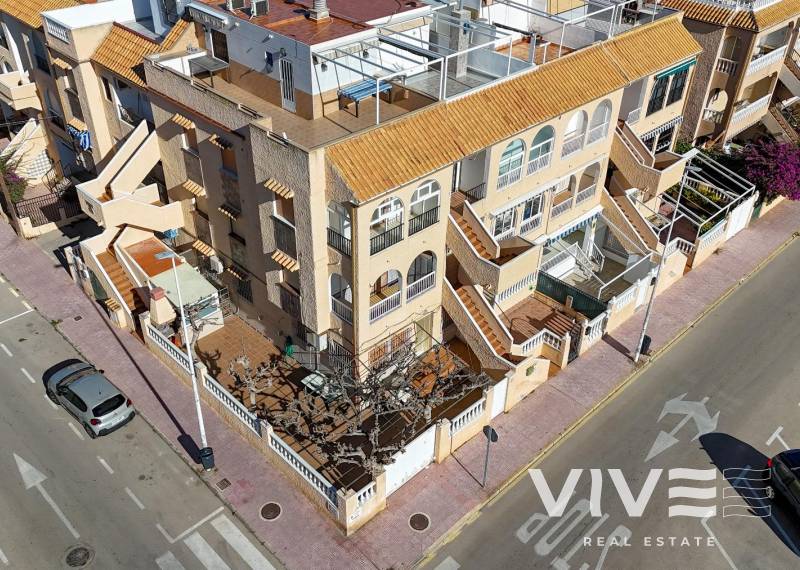 Apartamento - Segunda mano - Torrevieja - PLAYA DE LA MATA