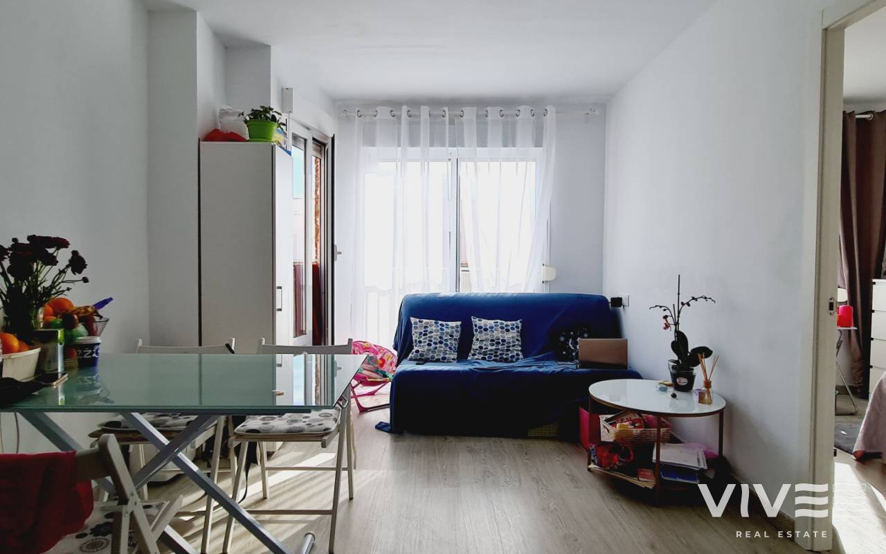 Apartamento - Segunda mano - Torrevieja - RE0231