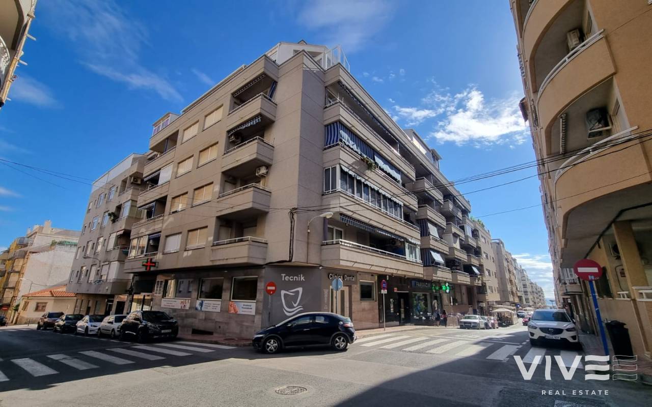 Apartamento - Segunda mano - Torrevieja - RECOL30 02267