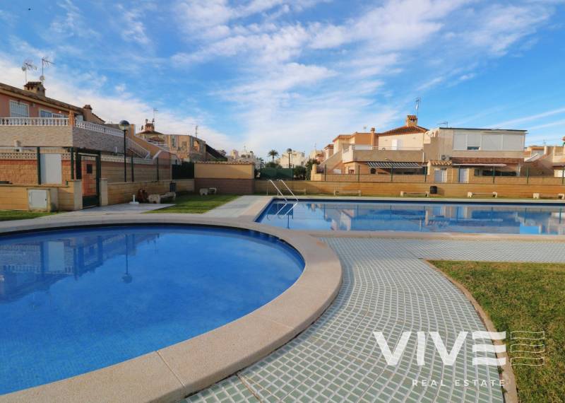 Apartamento - Segunda mano - Torrevieja - Torrevieja