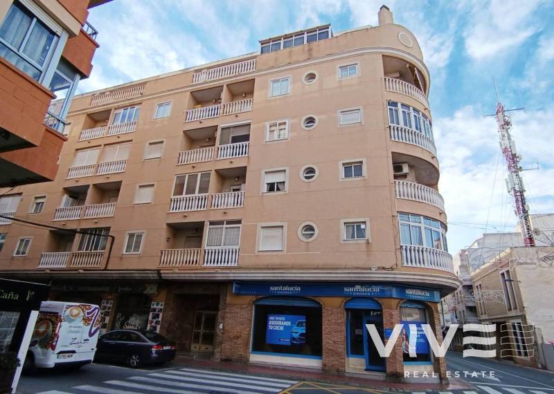 Apartamento - Segunda mano - Torrevieja - Torrevieja