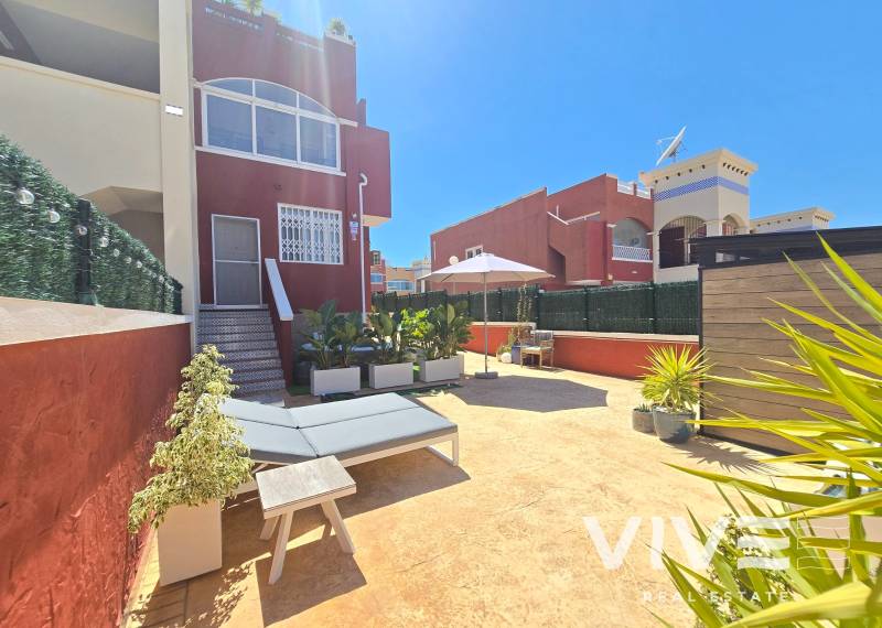 Apartment / Flat * - Försäljning  - Orihuela Costa - Los Altos *