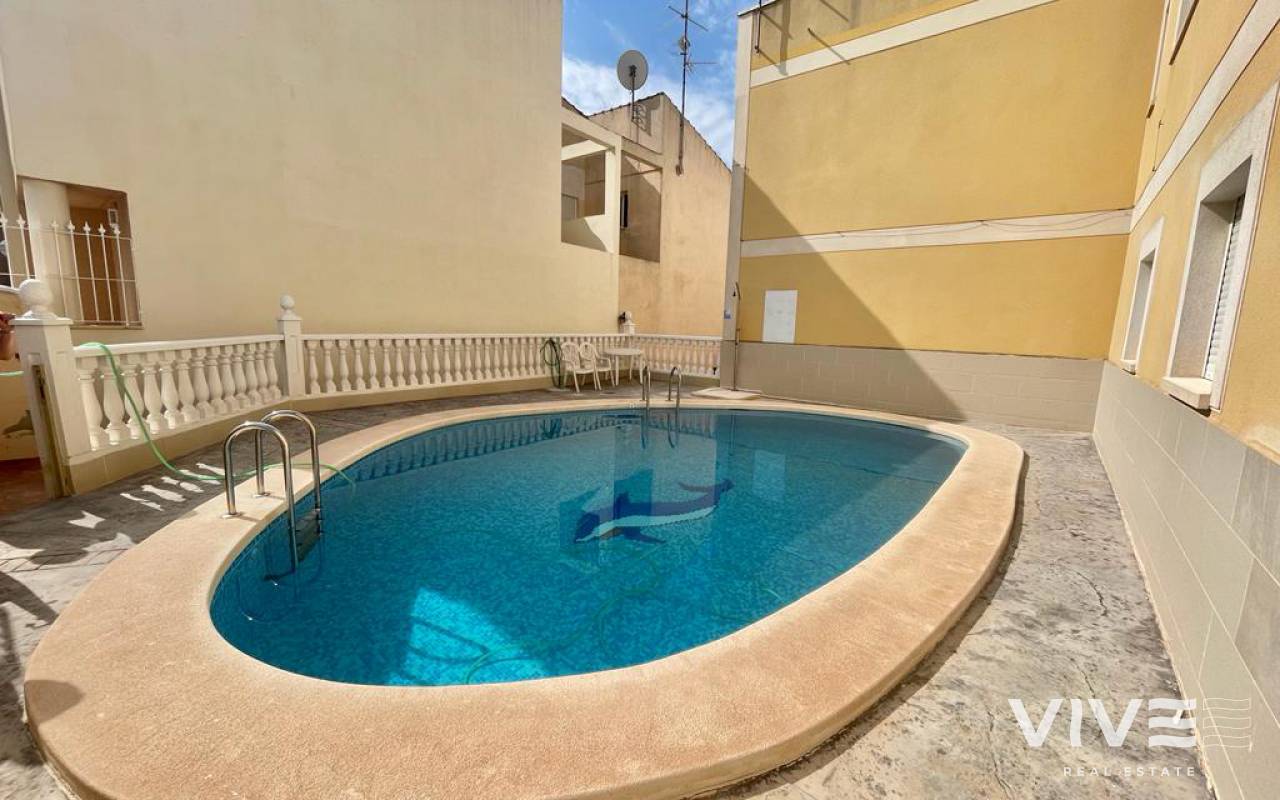 Apartment / flat - Resale - Daya Nueva - 67086