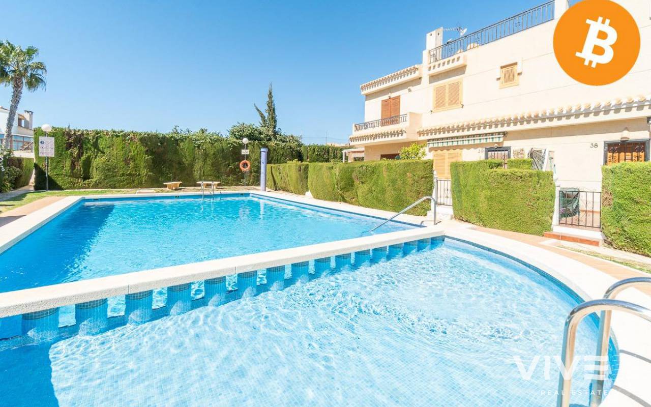 Apartment / flat - Resale - Orihuela Costa - PF-82406