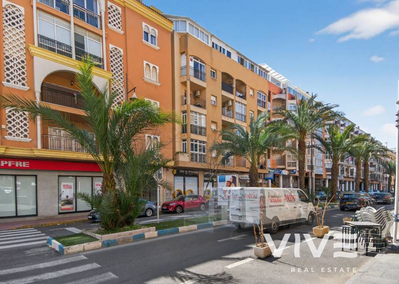 Apartment / flat - Resale - Torrevieja - Torrevieja