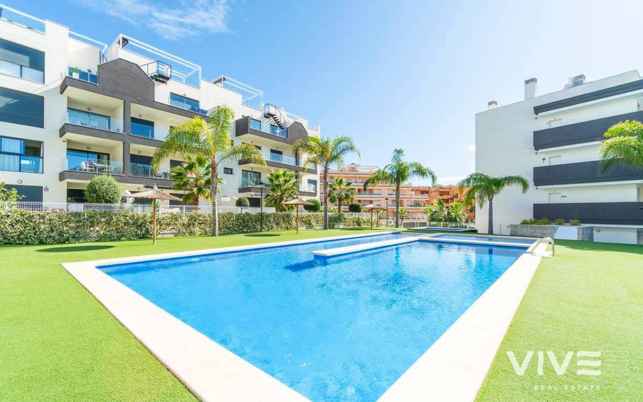 Apartment - Resale - Orihuela Costa - PF-79903