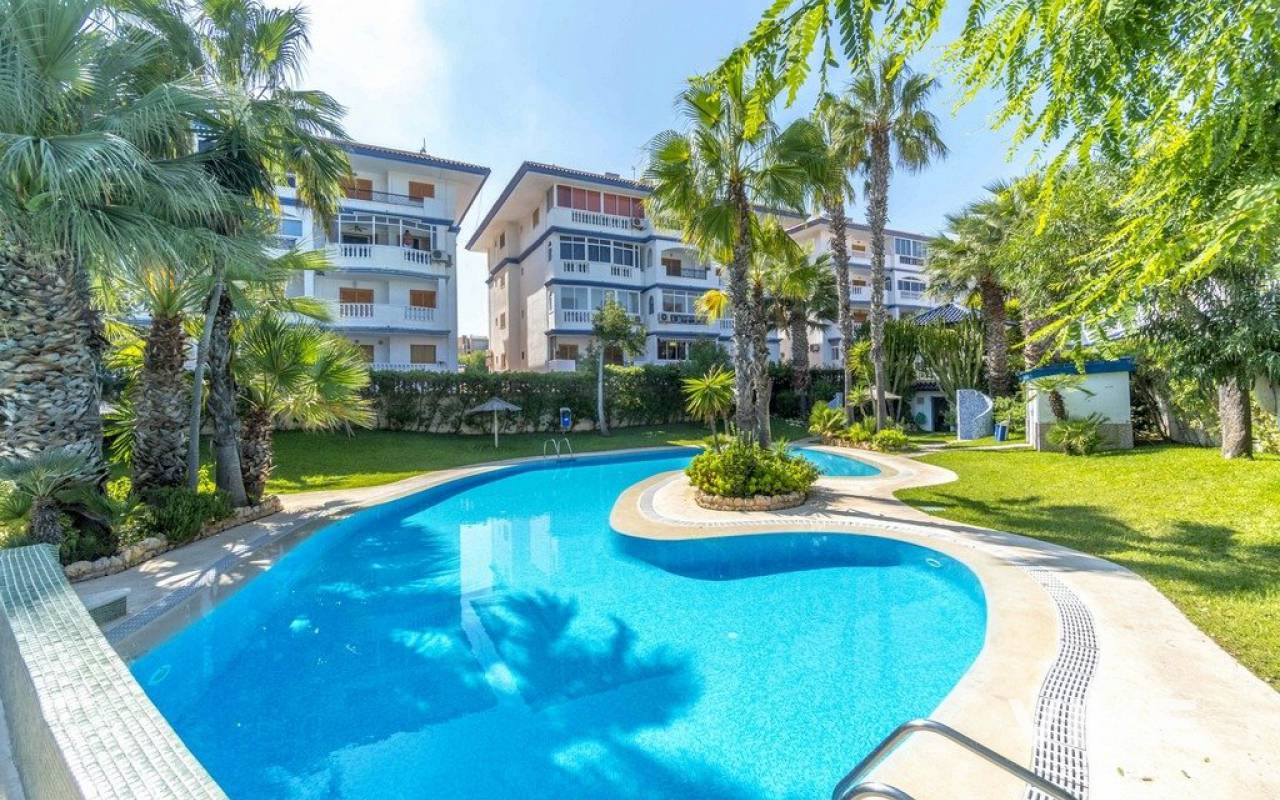 Apartment - Resale - Torrevieja - 13660