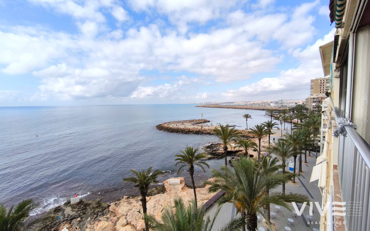 Apartment - Resale - Torrevieja - RE0273