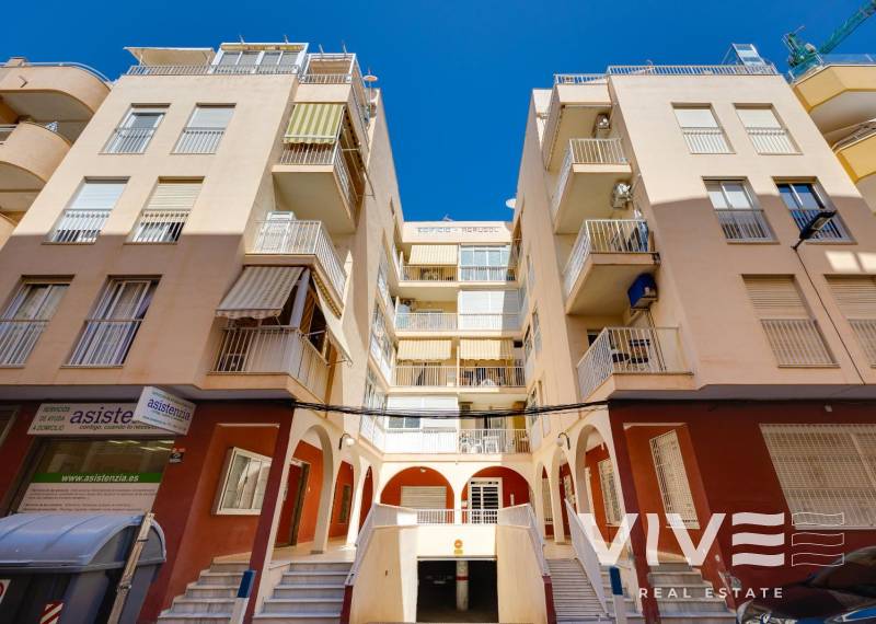 Apartment - Resale - Torrevieja - Torrevieja