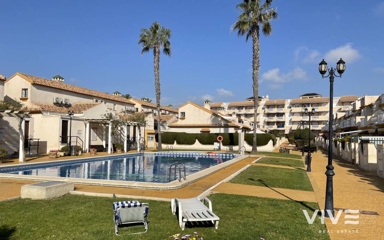 Apartment / Wohnung - Verkauf - Orihuela Costa - DOLP-82794