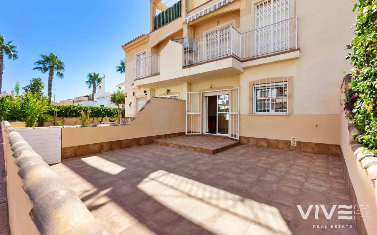 Apartment / Wohnung - Verkauf - Orihuela Costa - PF-37416