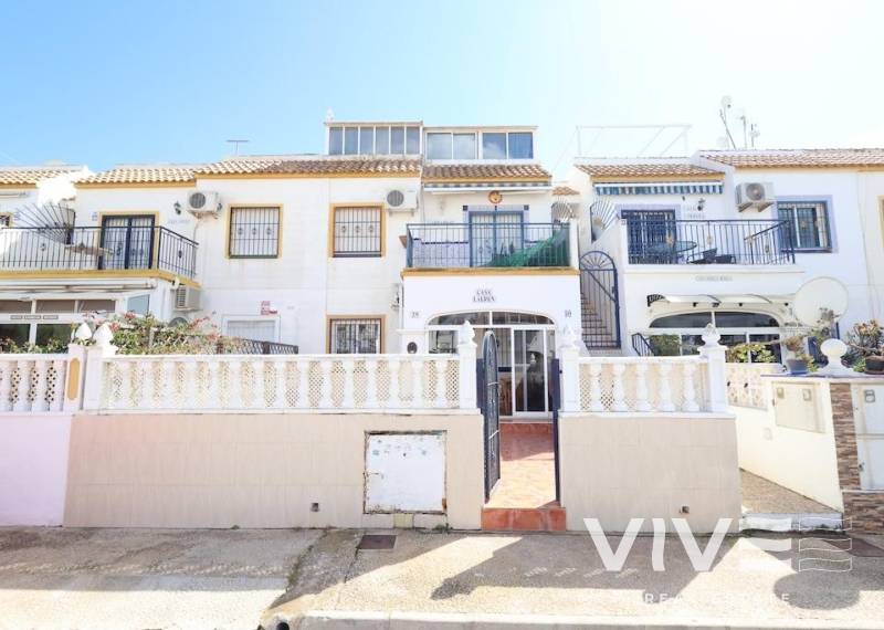 Apartment / Wohnung - Verkauf - Torrevieja - Torrevieja