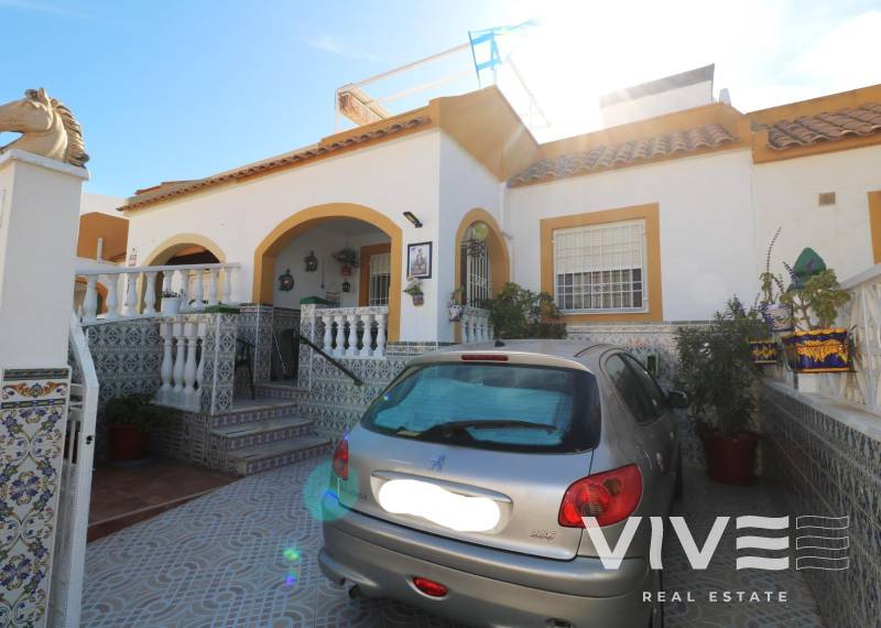Apartment / Wohnung - Verkauf - Torrevieja - Torrevieja