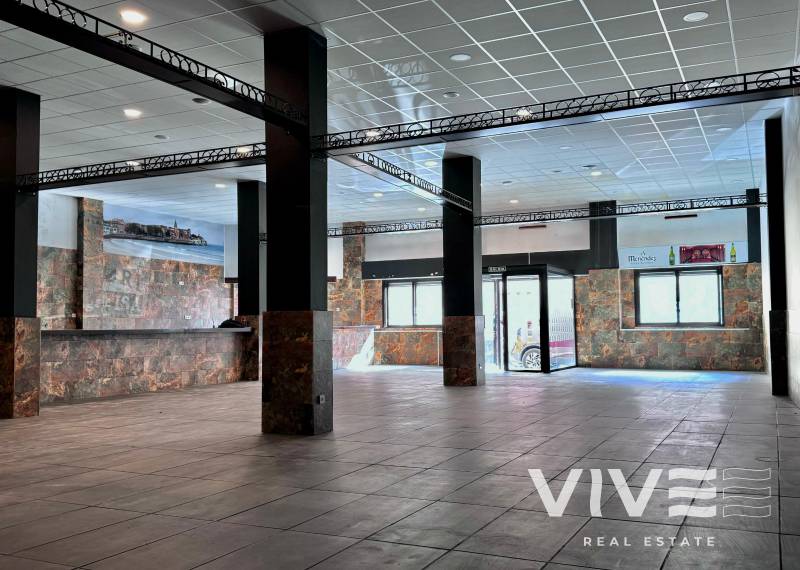 Business Premise - Rynek wtórny - Torrevieja - Torrevieja