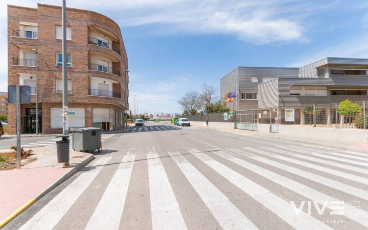 Business - Resale - Almoradi - PF-40226