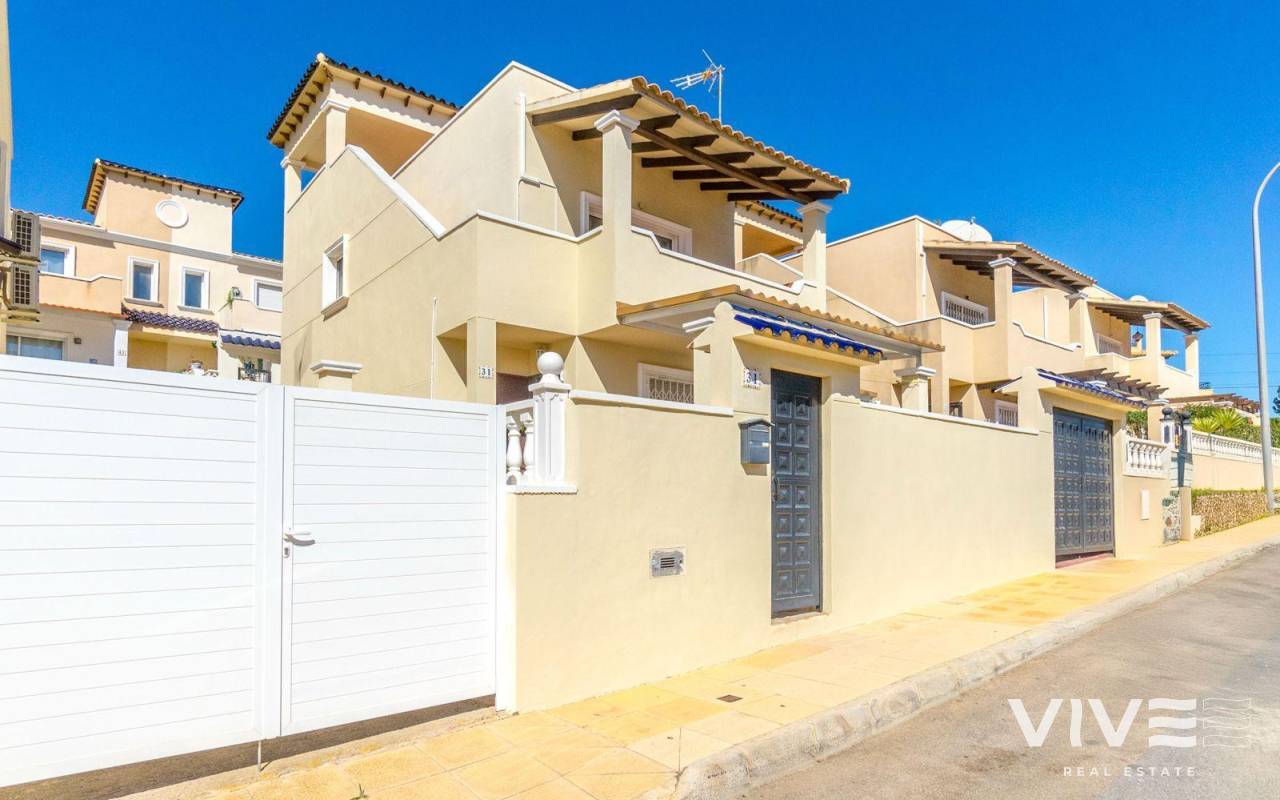 Casa - Försäljning  - Orihuela Costa - 66559