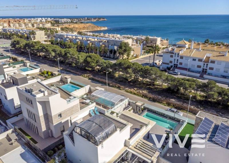 Detached Villa - Försäljning  - Orihuela Costa - Agua Marina