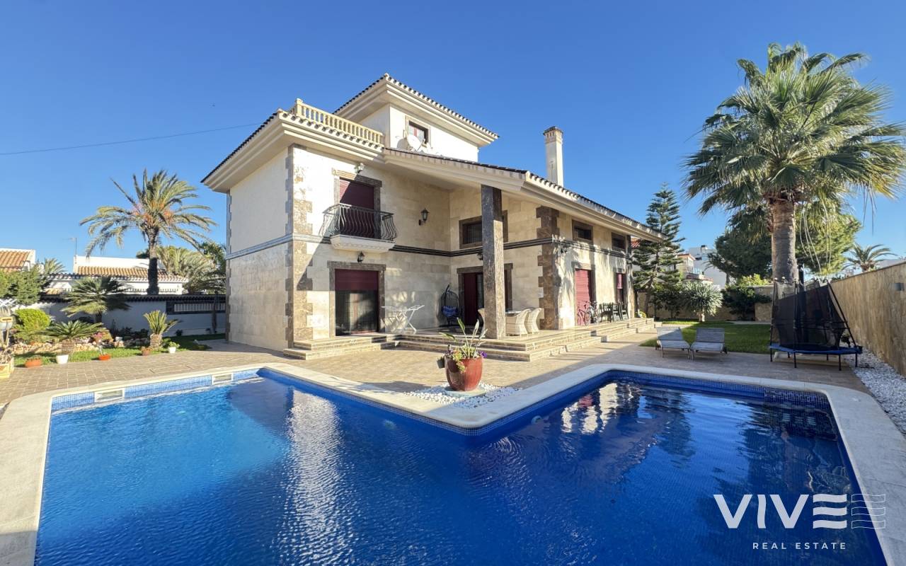 Detached Villa - Försäljning  - Orihuela Costa - DOLP-86527