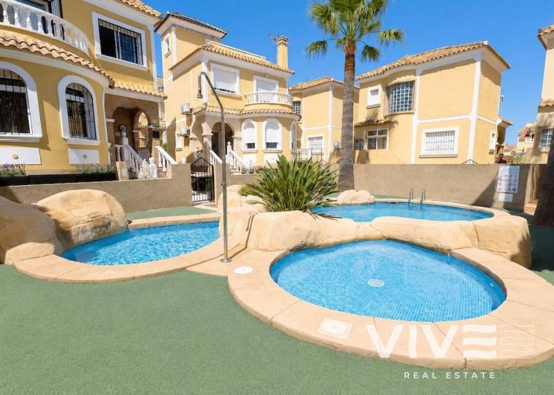 Detached Villa - Försäljning  - Orihuela Costa - Las Filipinas