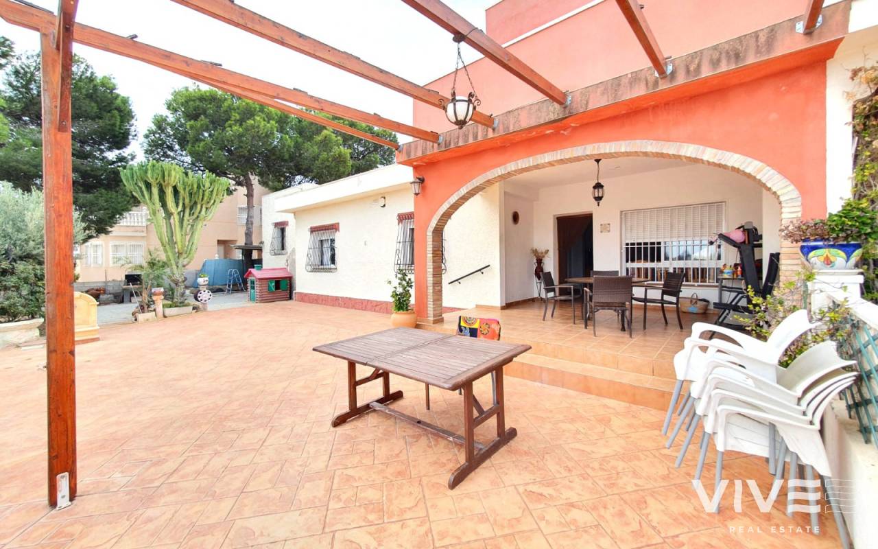 Detached Villa - Försäljning  - Orihuela Costa - RE0189