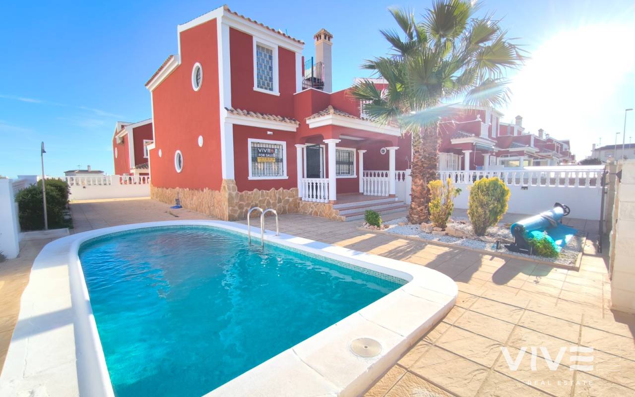 Detached Villa - Försäljning  - Orihuela Costa - RE0315