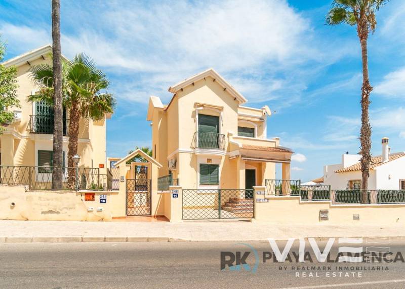 Detached Villa - Försäljning  - Orihuela Costa - Villamartín-Las Filipinas