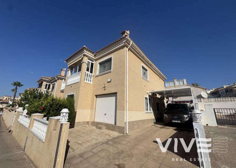 Detached Villa - Försäljning  - Orihuela Costa - Villamartin