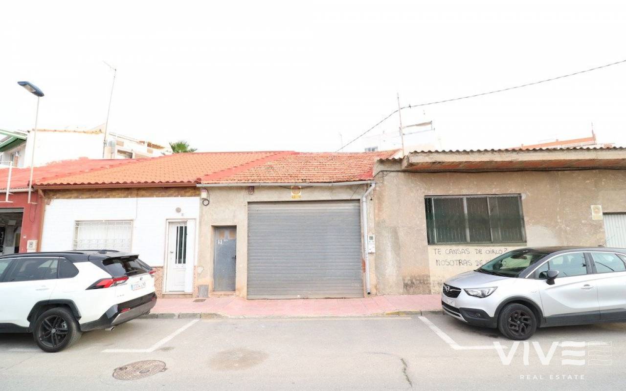 Detached Villa - Försäljning  - Torrevieja - 56081