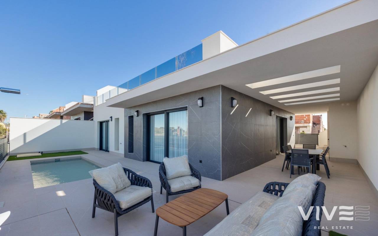 Detached Villa - Neubau - Torrevieja - 82821