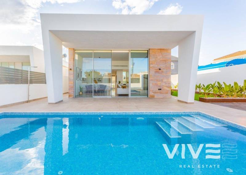 Detached Villa - Nueva construcción  - Torrevieja - Torreta florida