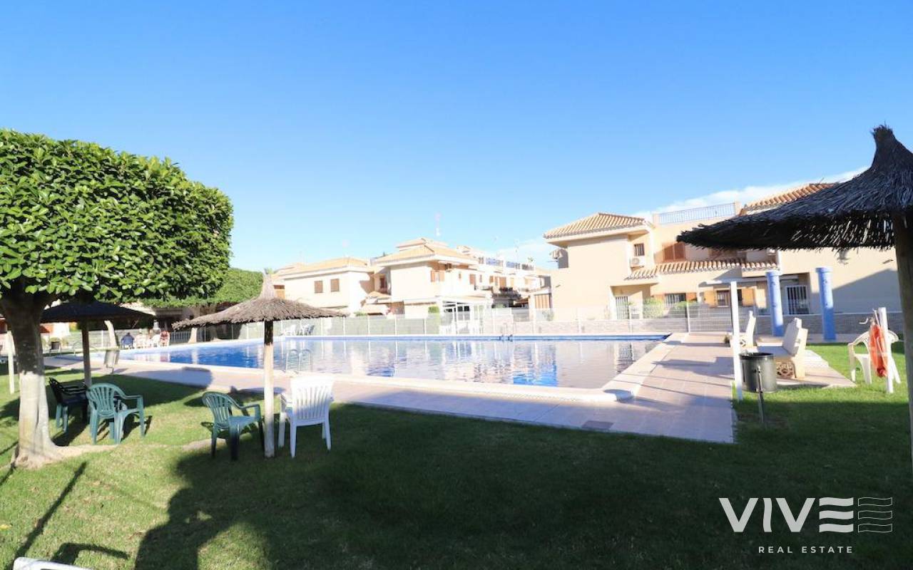 Detached Villa - Resale - Orihuela Costa - 32798