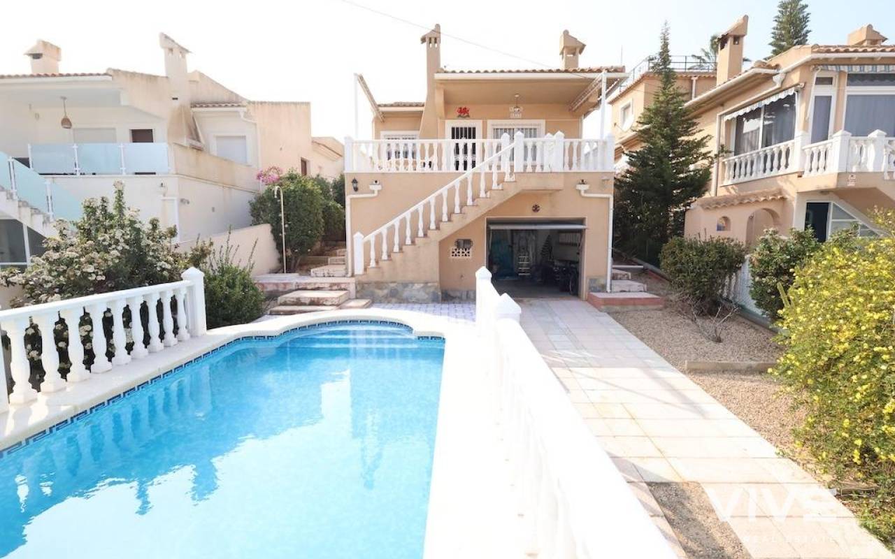 Detached Villa - Resale - Orihuela Costa - 38075