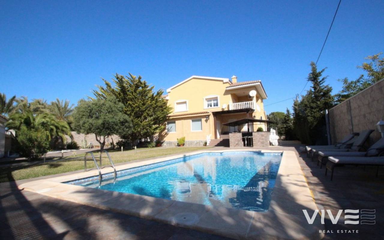 Detached Villa - Resale - Orihuela Costa - 44812