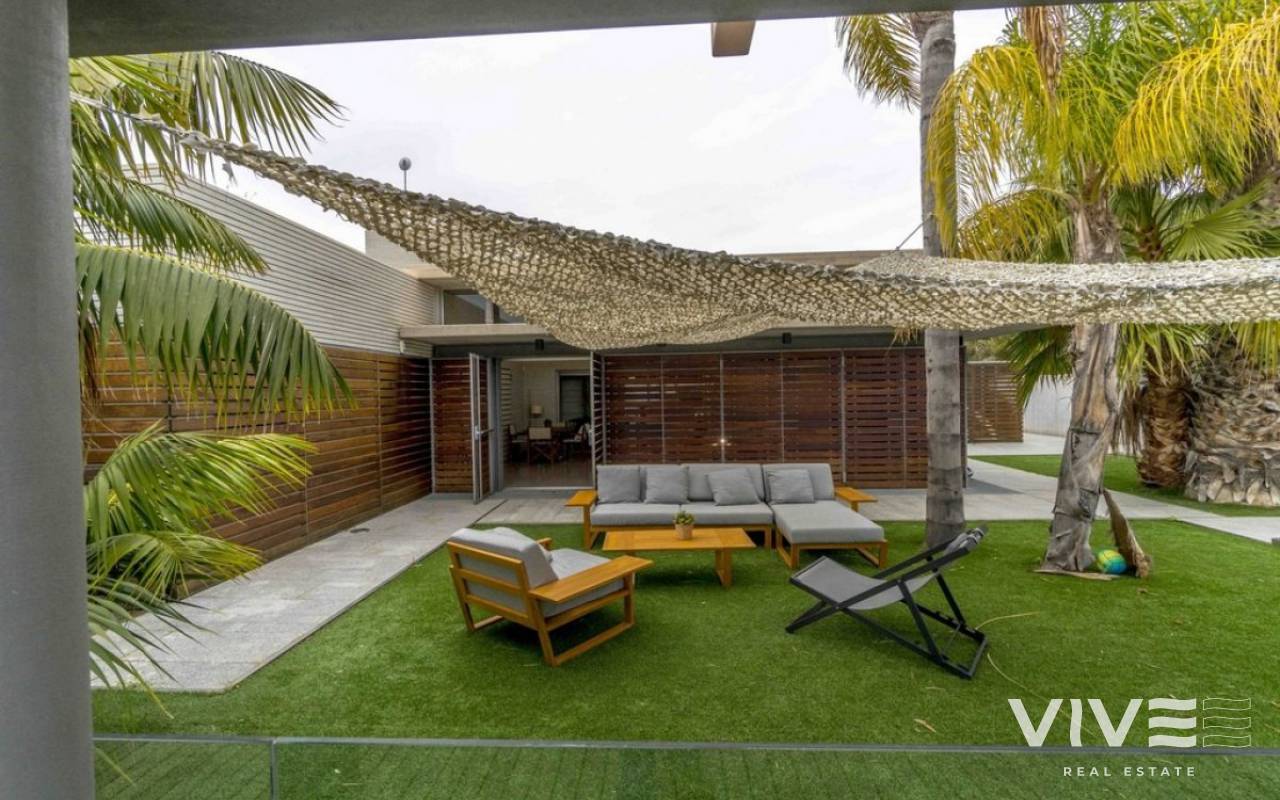 Detached Villa - Resale - Orihuela Costa - 73333